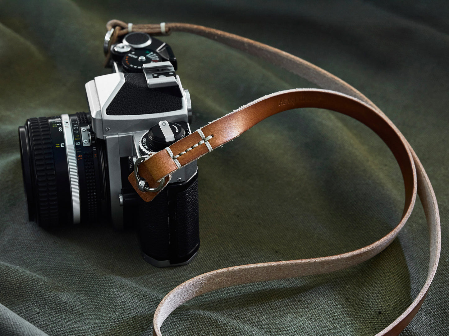DUSTY SLIM Leather Camera Strap