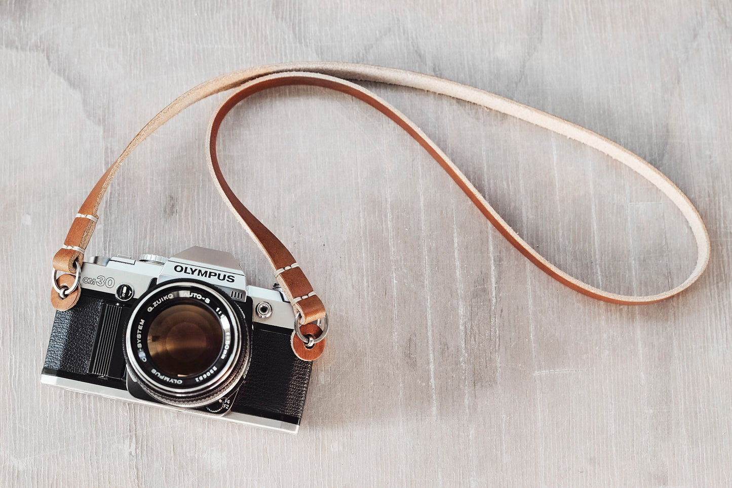 GIBSON Leather Camera Strap