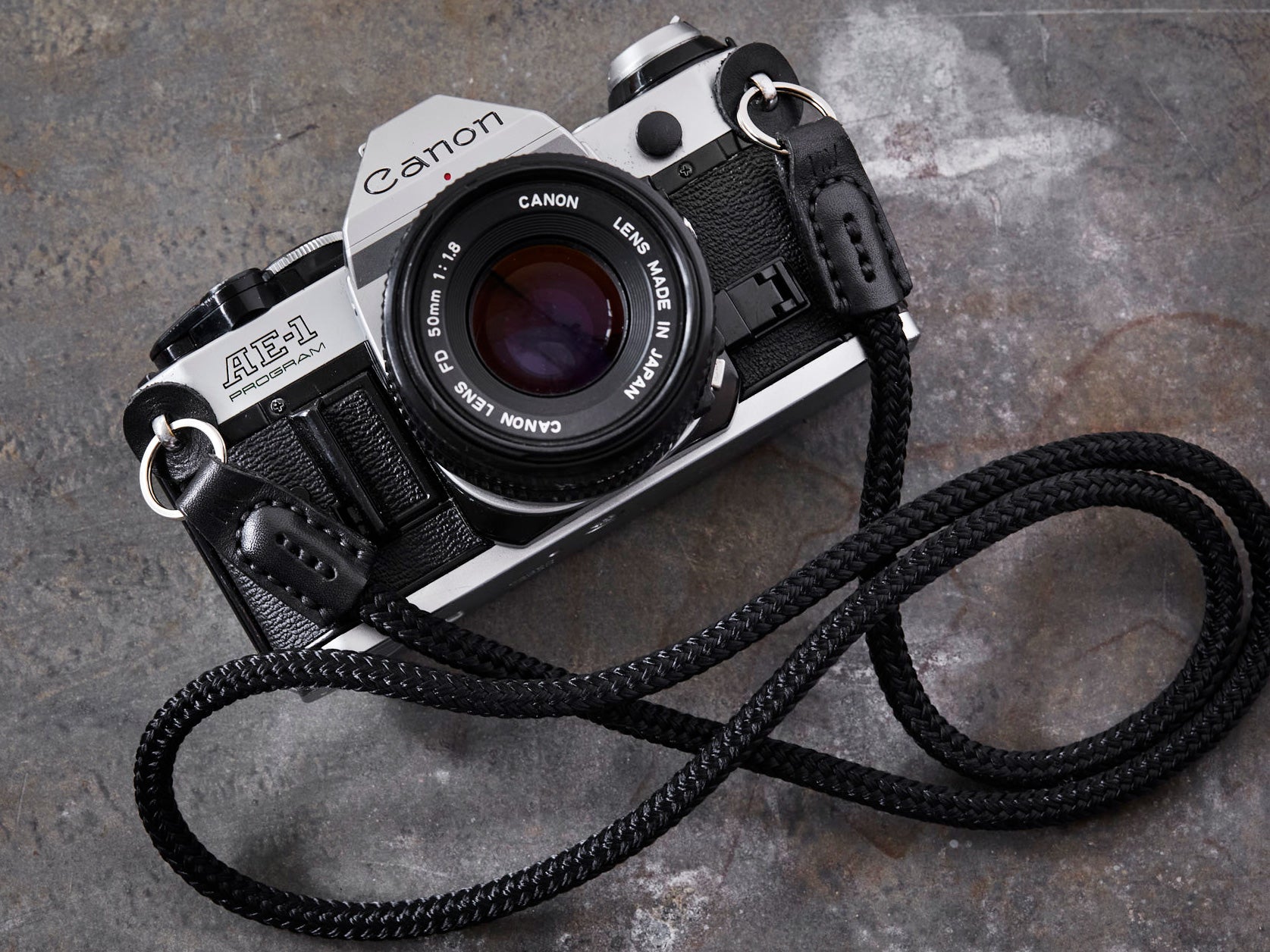 The Standard rope camera strap handcrafted in Western Australia by Henry and Wilde.